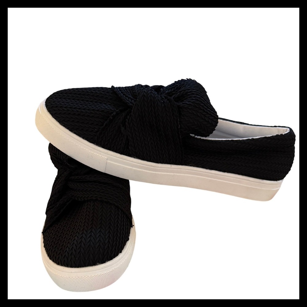 NWOT Black Knotted Bow Slip On Sneakers Women Size 41